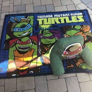 TMNT Rug and pillow